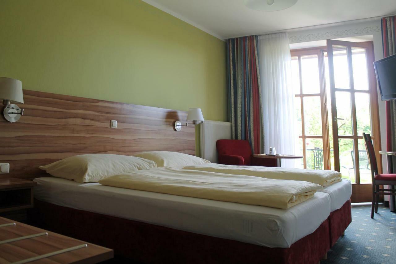 Ferienhotel Herzog Neumarkt am Wallersee Bagian luar foto